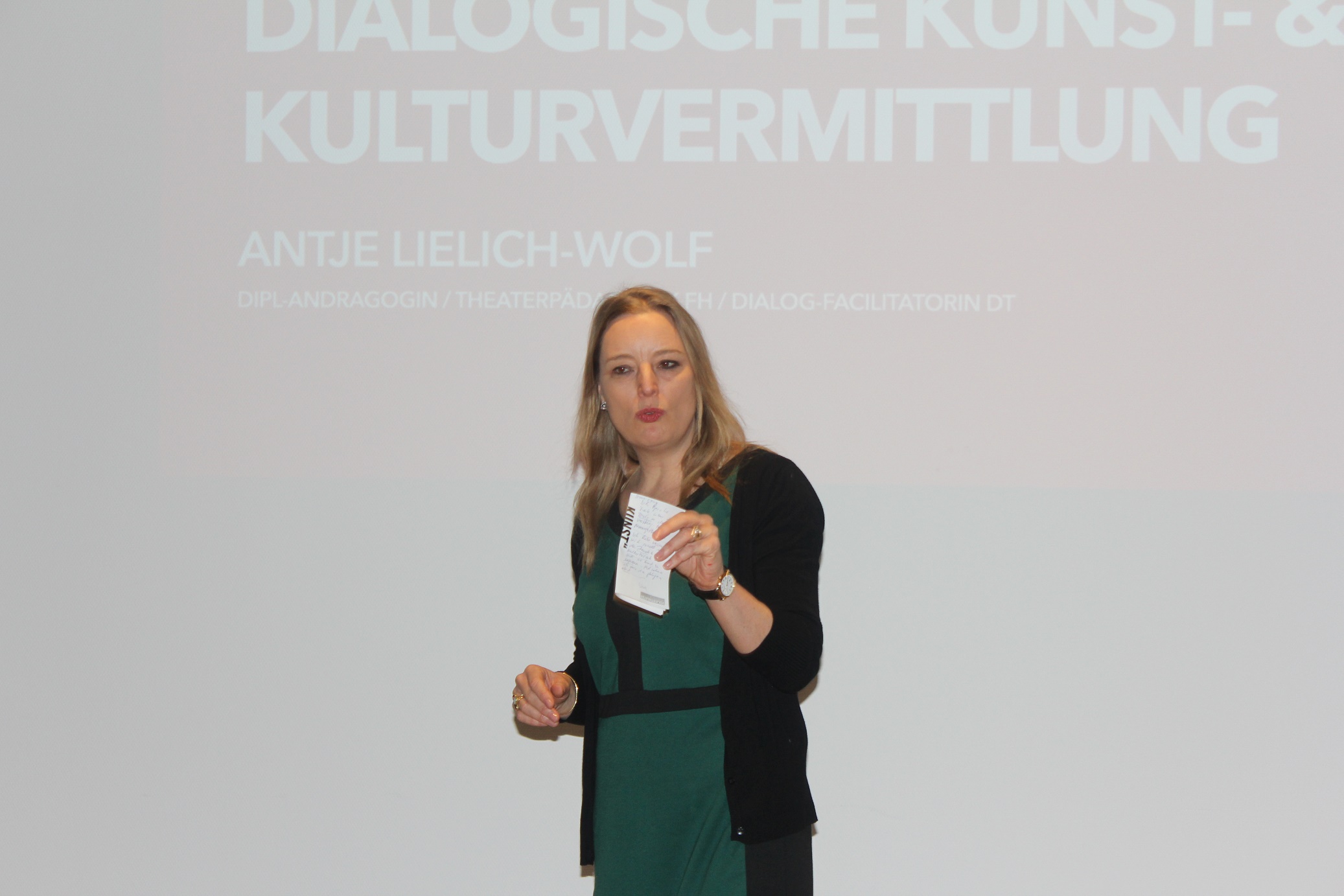 Antje Lielich-Wolf referierte zum Thema Dialogische Kulturvermittlung.